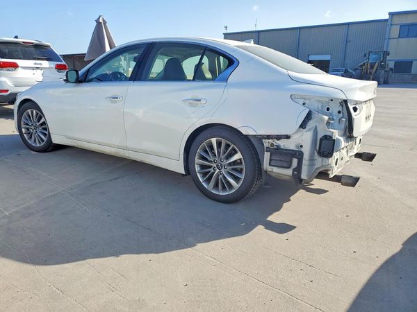 2021 INFINITI Q50 LUXE