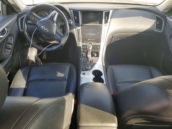 2021 INFINITI Q50 LUXE