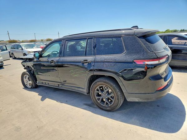 2024 JEEP GRAND CHEROKEE Laredo
