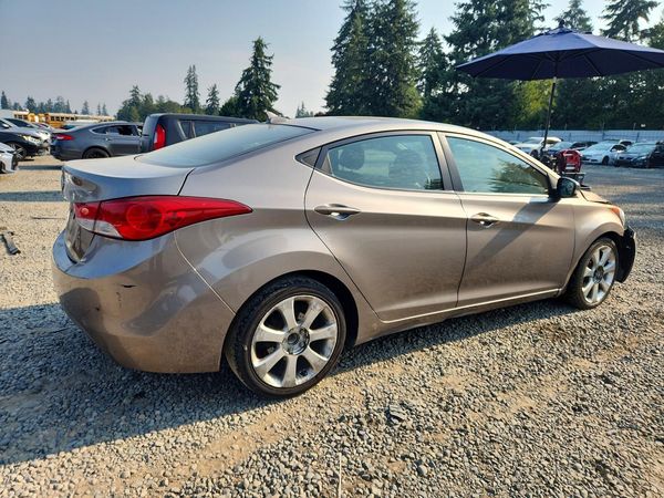 2012 HYUNDAI ELANTRA