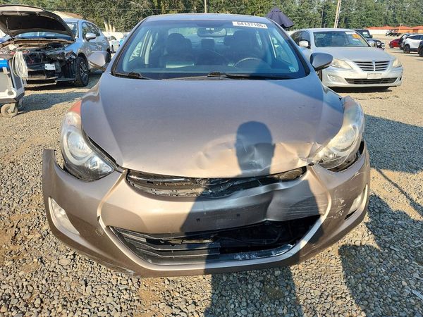 2012 HYUNDAI ELANTRA