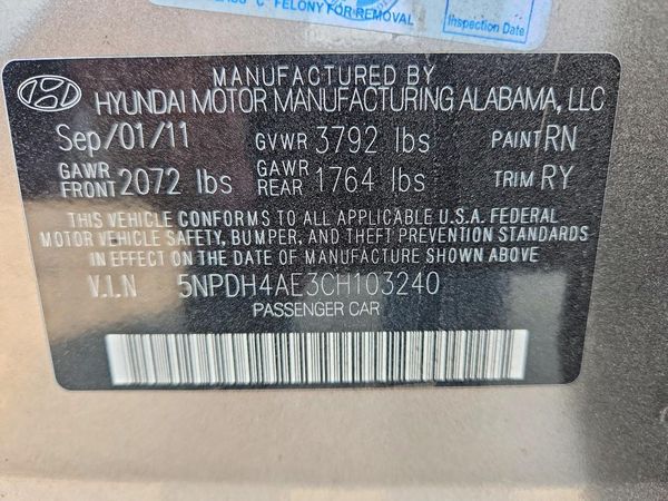 2012 HYUNDAI ELANTRA