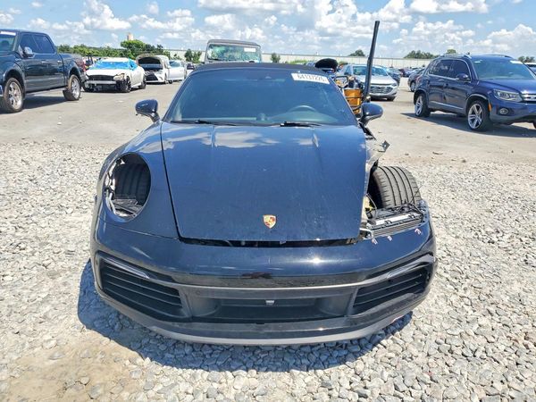 2024 PORSCHE 911