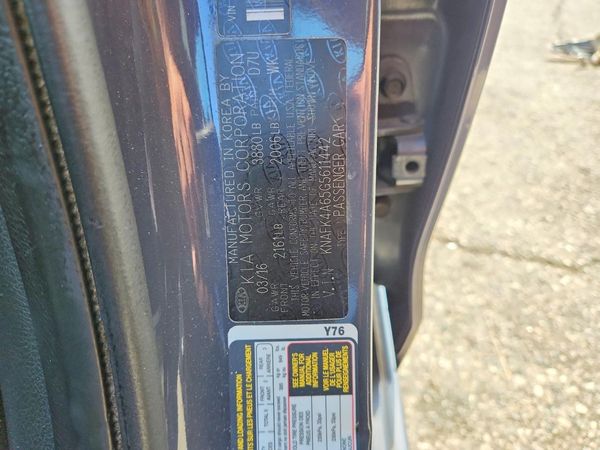 2016 KIA FORTE GL (Middle-Low Grade)