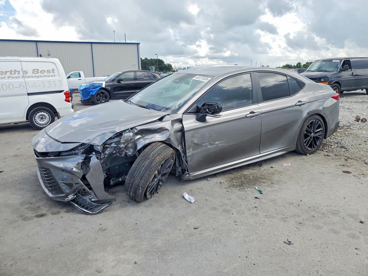 2025 TOYOTA CAMRY