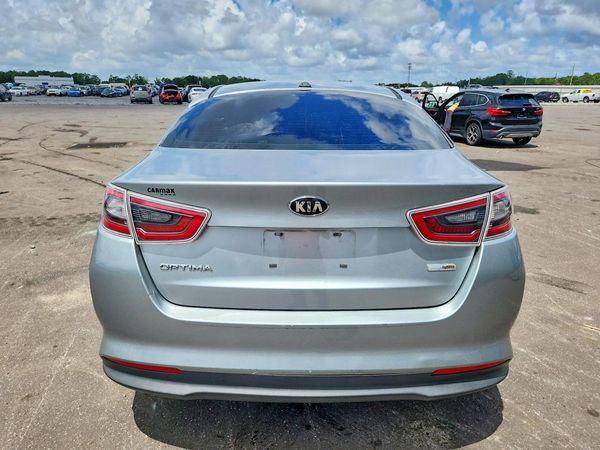 2016 KIA OPTIMA GL - Middle-low