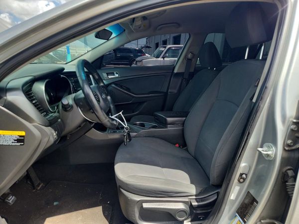 2016 KIA OPTIMA GL - Middle-low
