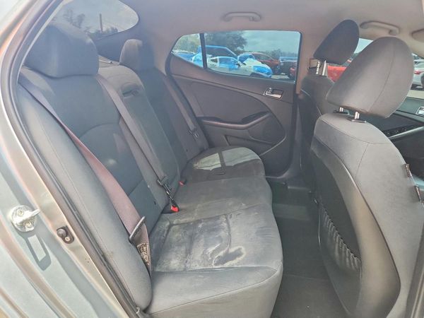 2016 KIA OPTIMA GL - Middle-low