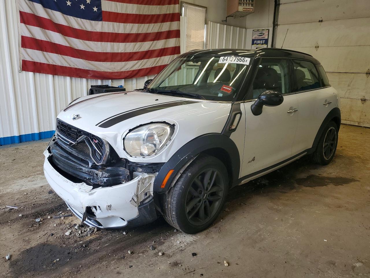 2015 MINI COOPER