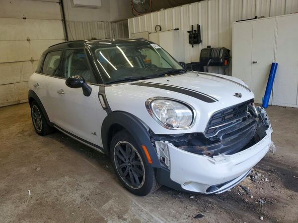 2015 MINI COOPER
