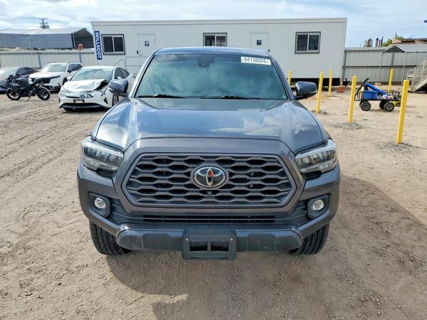 2022 TOYOTA TACOMA SR5