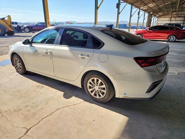 2021 KIA FORTE FE, LXS
