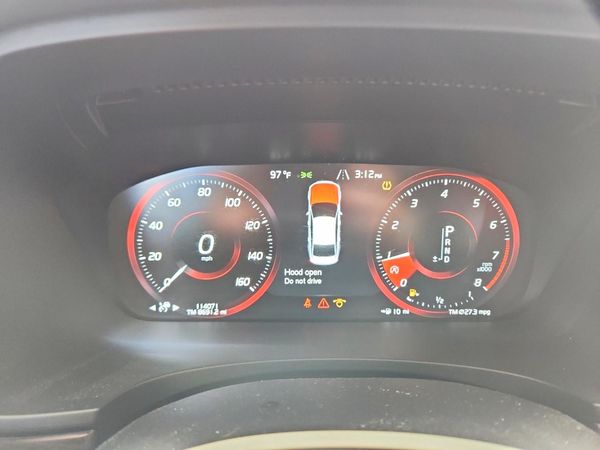 2018 VOLVO S90 Momentum