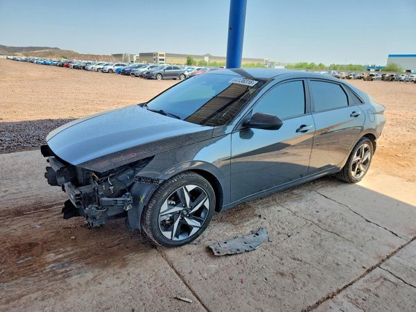 2023 HYUNDAI ELANTRA
