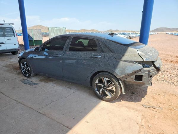 2023 HYUNDAI ELANTRA