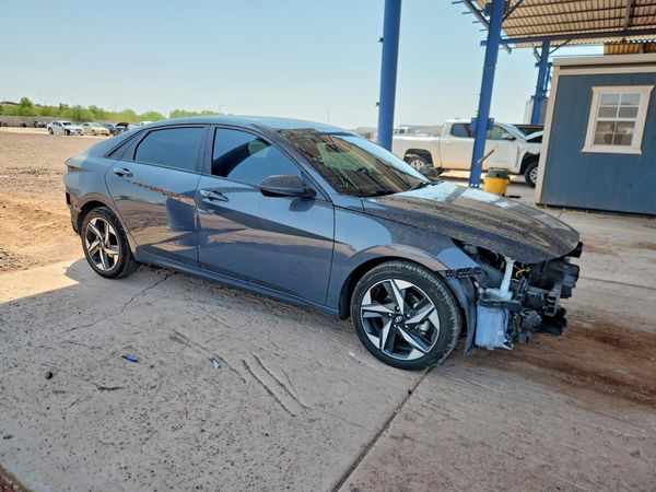 2023 HYUNDAI ELANTRA