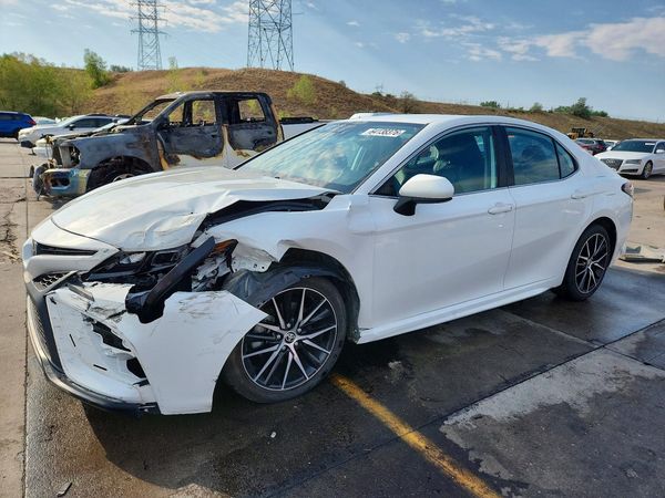 2021 TOYOTA CAMRY