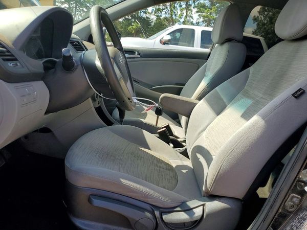 2017 HYUNDAI ACCENT SE Base