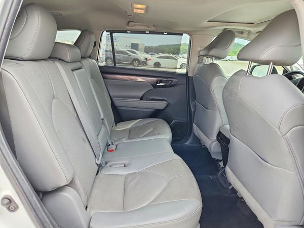 2022 TOYOTA HIGHLANDER Limited