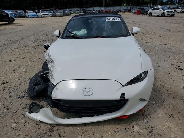 2018 MAZDA MX-5 MIATA