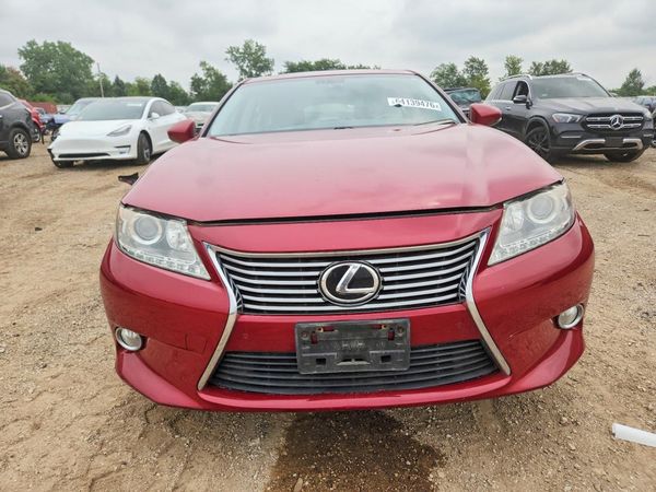 2013 LEXUS ES