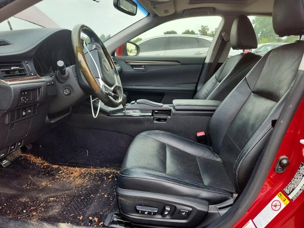 2013 LEXUS ES