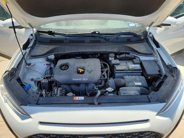 2020 HYUNDAI KONA SEL Plus