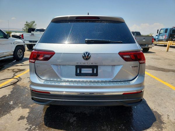 2022 VOLKSWAGEN TIGUAN