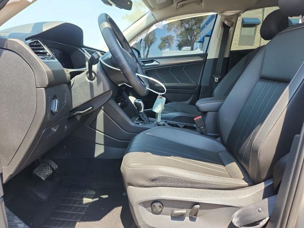 2022 VOLKSWAGEN TIGUAN