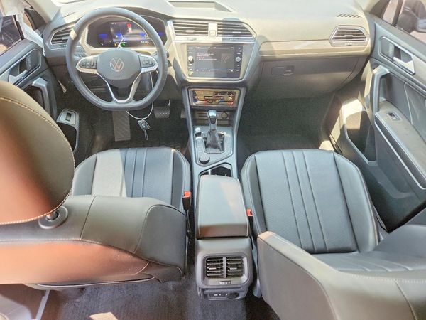 2022 VOLKSWAGEN TIGUAN