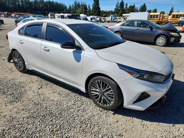 2024 KIA FORTE GT Line