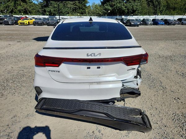 2024 KIA FORTE GT Line