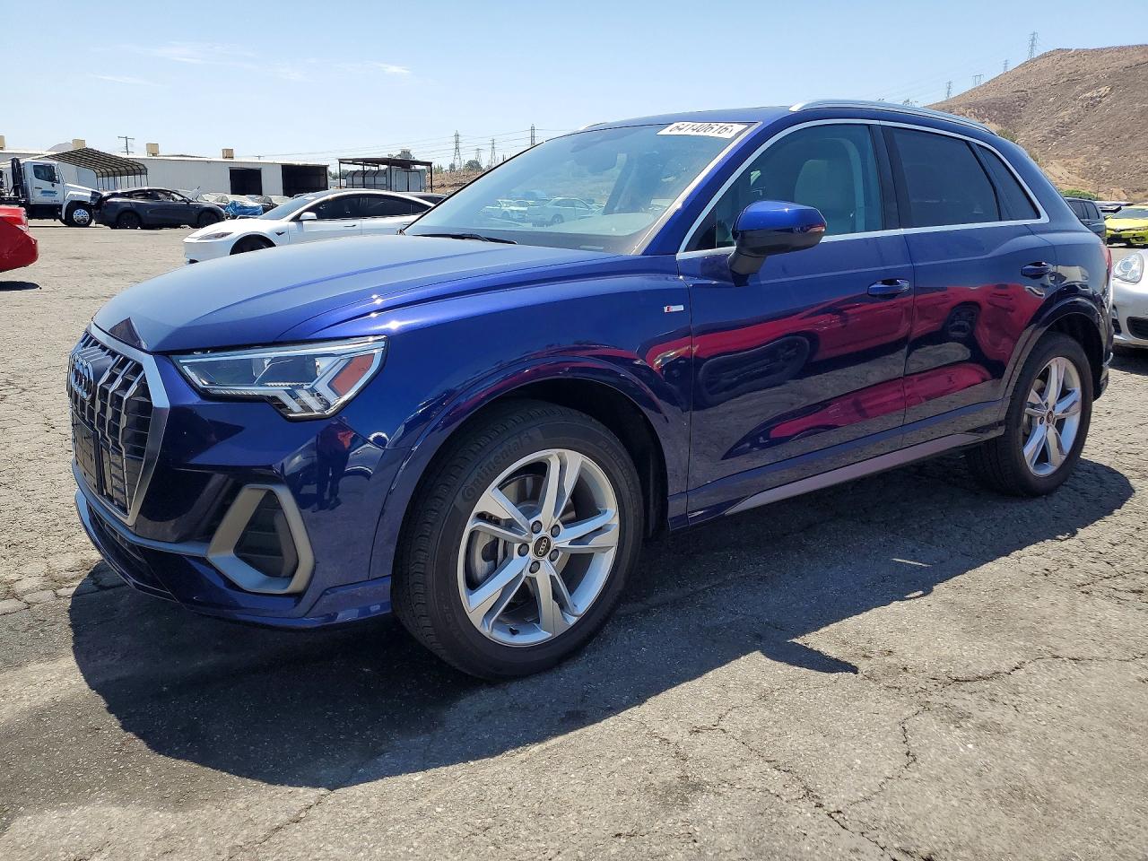 2024 AUDI Q3
