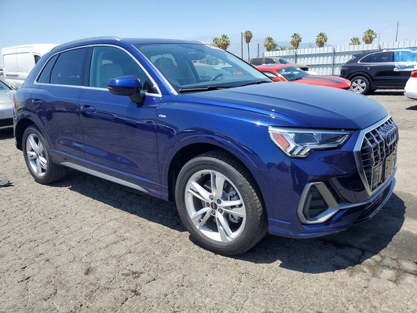 2024 AUDI Q3