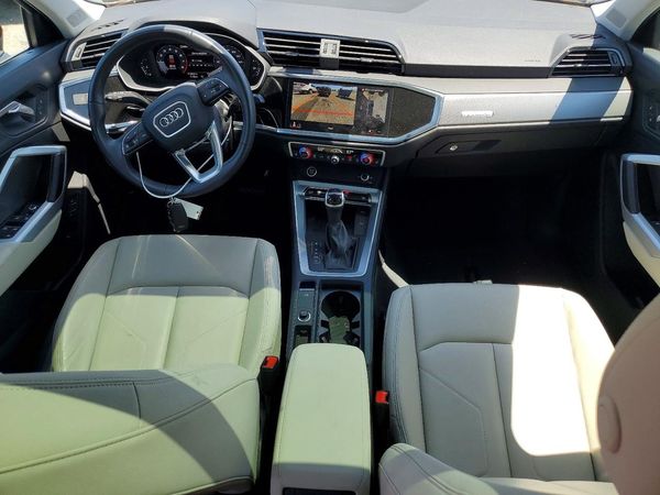 2024 AUDI Q3