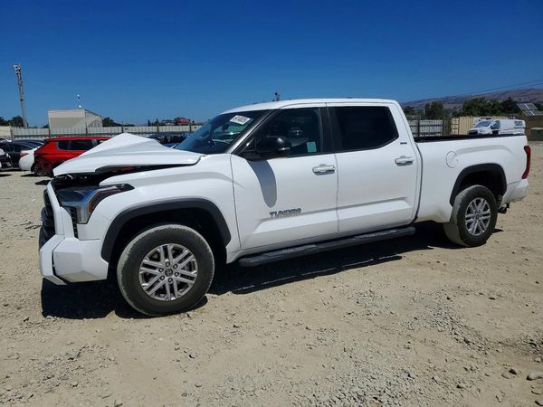 2024 TOYOTA TUNDRA