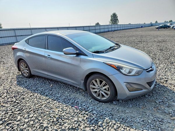 2014 HYUNDAI ELANTRA GLS (Middle)