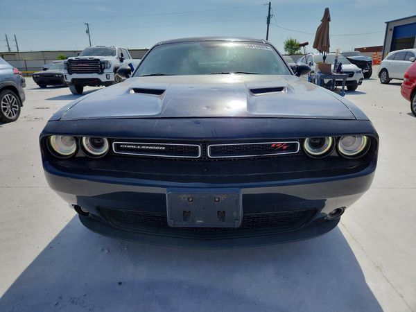 2016 DODGE CHALLENGER SXT Plus