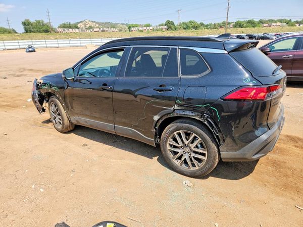 2026 TOYOTA COROLLA CROSS XLE