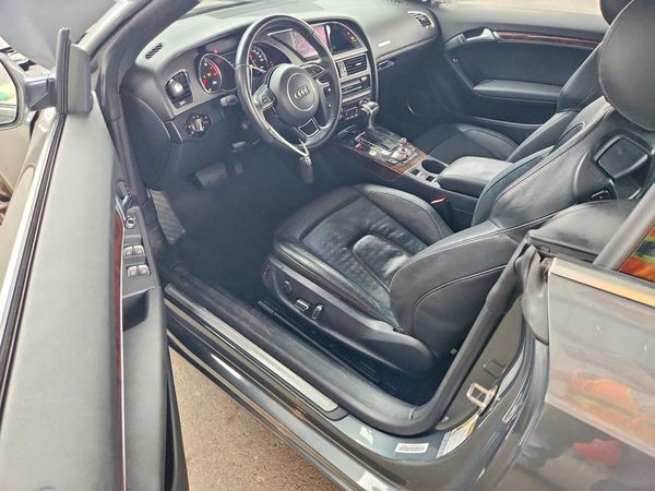 2013 AUDI A5 quattro Premium Plus