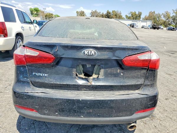 2014 KIA FORTE LX