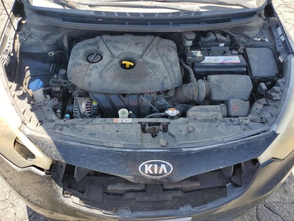2014 KIA FORTE LX