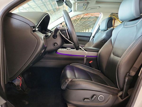 2022 GENESIS GV70