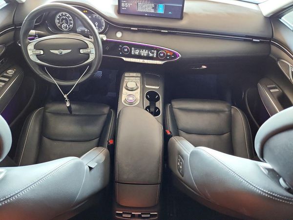 2022 GENESIS GV70