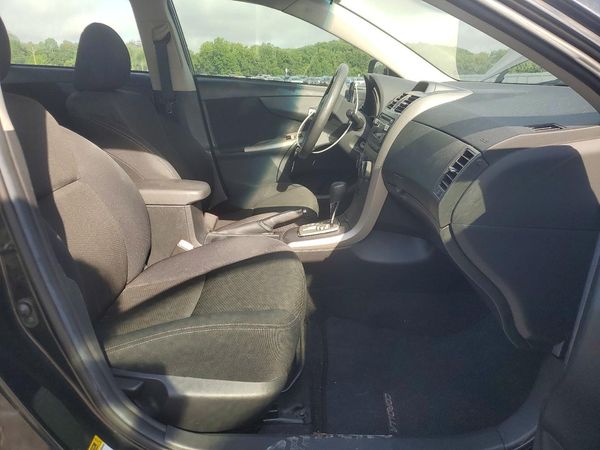 2012 TOYOTA COROLLA