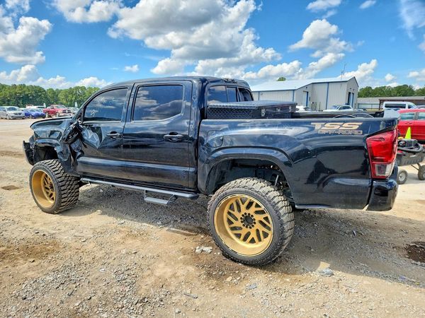 2023 TOYOTA TACOMA SR5