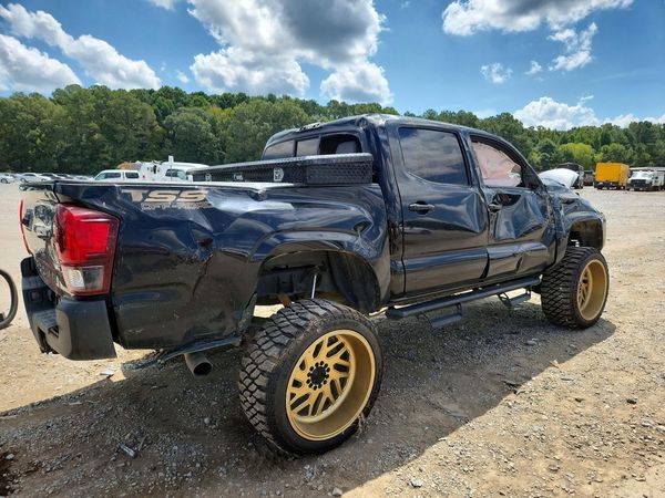 2023 TOYOTA TACOMA SR5