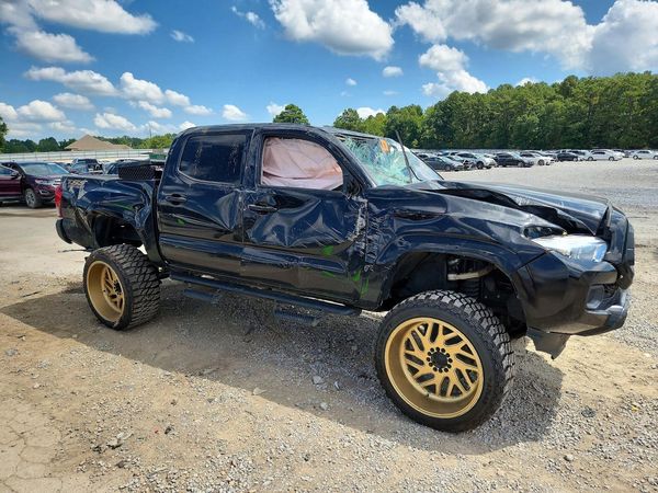 2023 TOYOTA TACOMA SR5