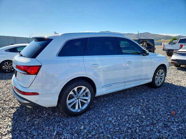 2025 AUDI Q7 quattro Premium Plus