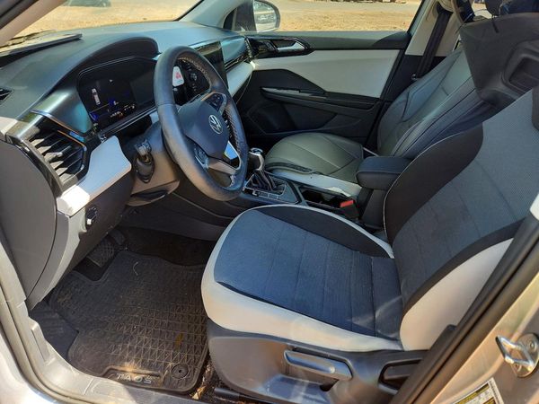 2025 VOLKSWAGEN TAOS S